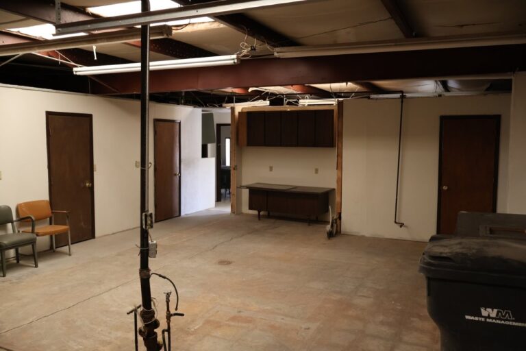 1205 Elkins Rd (25)