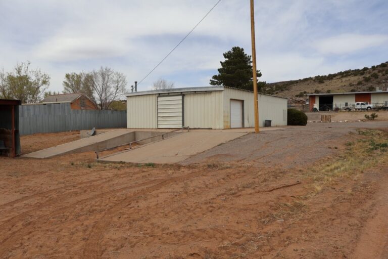1205 Elkins Rd (51)