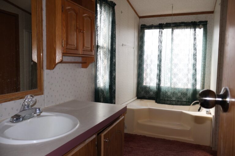 37 Sunrise Loop _ Master Bath _ Doorway Dreams LLC